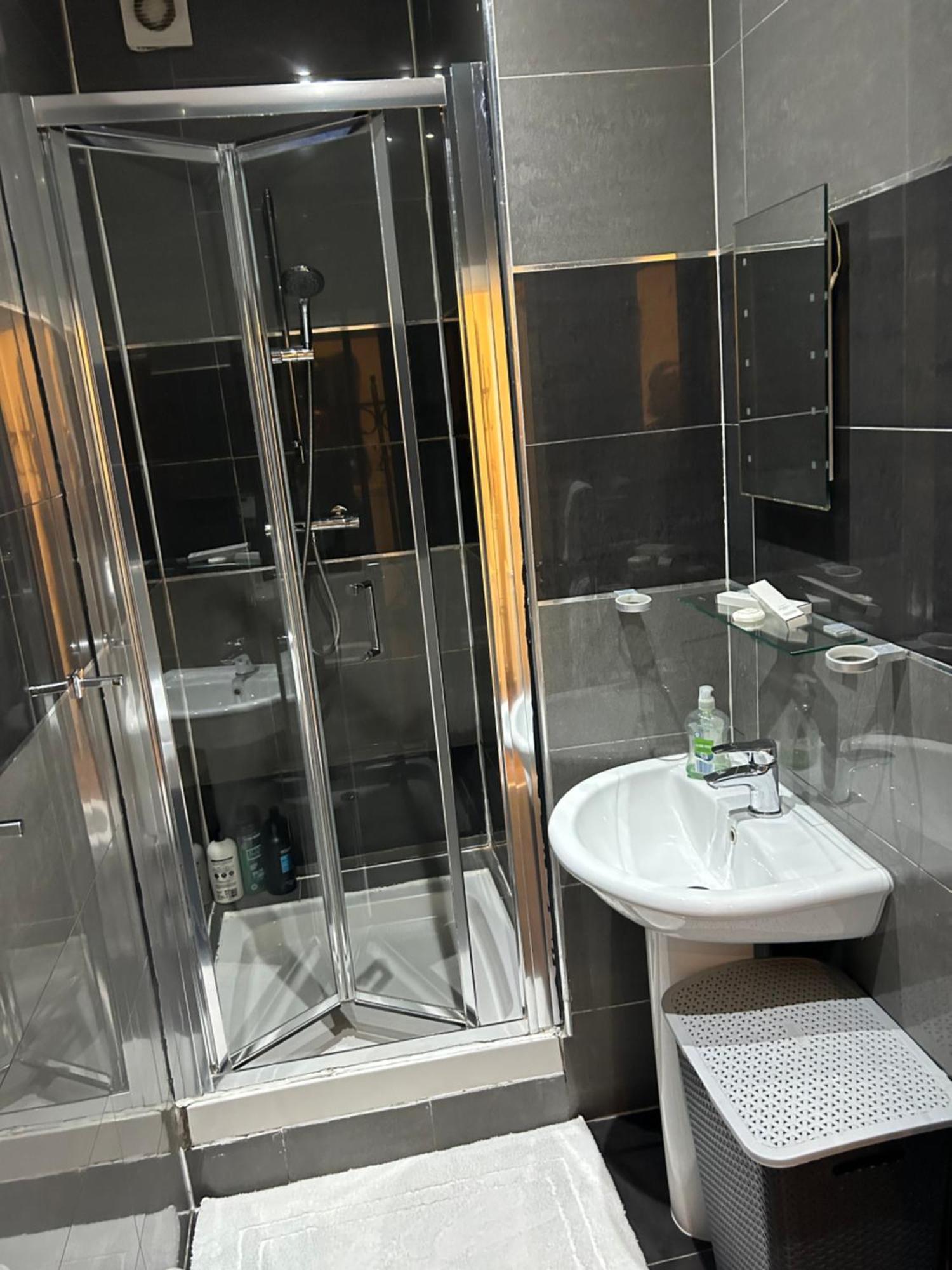 Luxurious 2 Bed Apartment Bedford Eksteriør billede